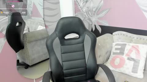 Emma online show from January 22, 3:07 pm