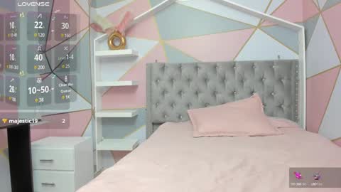 Emma online show from February 9, 10:09 am