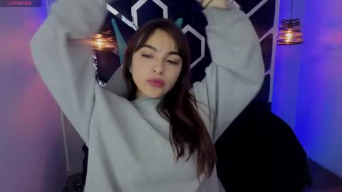 Snapshot of emma_ramone chatting on May 26, 12:56 pm emma_ramone online show from May 26, 12:56 pm