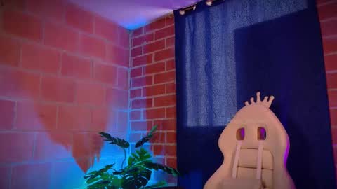 Snapshot of emma_rouse69 chatting on October 17, 2:41 pm Emma Rouse Independent Model online show from October 17, 2:41 pm