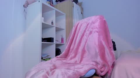 Emma   online show from December 2, 8:30 am