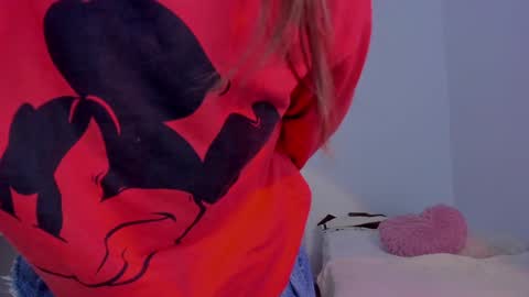 Emma   online show from December 14, 9:40 am