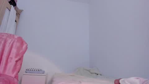 Emma   online show from December 19, 12:01 pm