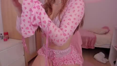 Emma   online show from February 25, 9:20 am