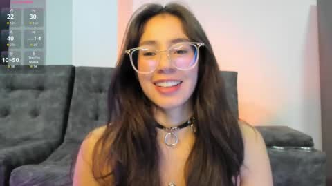 Snapshot of emma_sandovaal chatting on May 25, 2:17 am Emma online show from May 25, 2:17 am