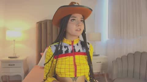 Ema online show from November 15, 12:13 pm