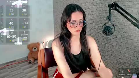 Snapshot of emma_unu chatting on July 22, 2:36 am Emma online show from July 22, 2:36 am