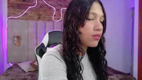 emma_visconti online show from September 22, 12:29 pm