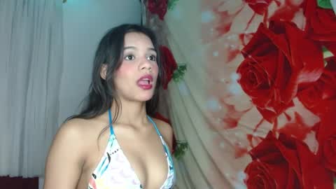 Snapshot of emma_walter22 chatting on May 26, 8:49 pm emma online show from May 26, 8:49 pm