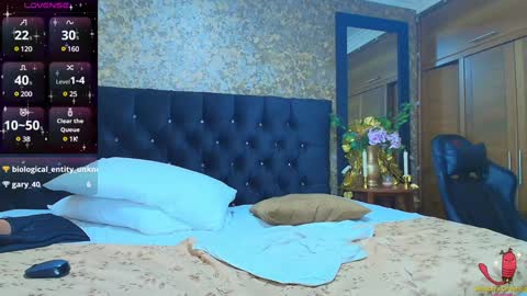 Snapshot of emma_xue chatting on February 6, 11:04 pm Emma online show from February 6, 11:04 pm