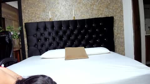 Snapshot of emma_xue chatting on March 12, 1:47 am Emma online show from March 12, 1:47 am