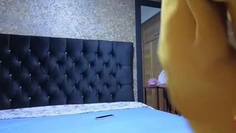 Snapshot of emma_xue chatting on October 13, 10:15 am Emma online show from October 13, 10:15 am