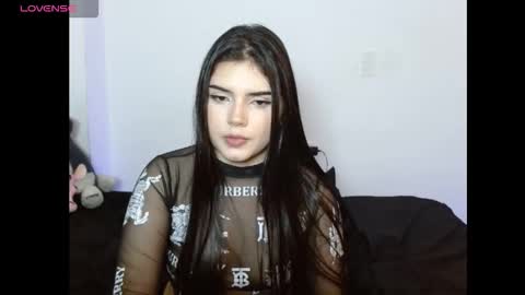 Snapshot of emma_yui19 chatting on September 28, 12:49 am emma online show from September 28, 12:49 am