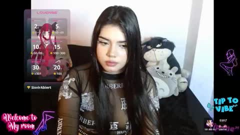 Snapshot of emma_yui19 chatting on October 5, 9:56 pm emma online show from October 5, 9:56 pm