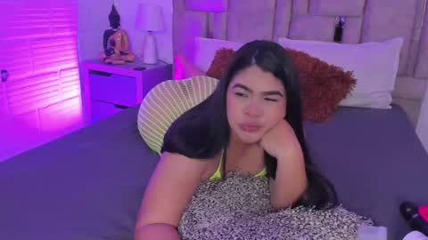 emma becket online show from November 13, 4:11 am