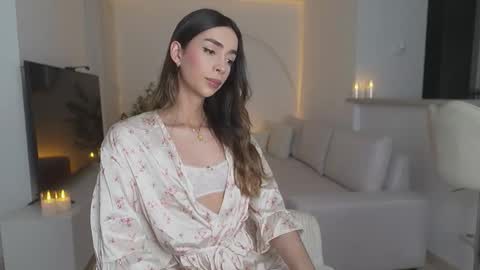 Snapshot of emmacorrea chatting on March 2, 1:41 am Emma voger online show from March 2, 1:41 am