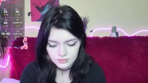 Emma online show from December 5, 3:52 pm