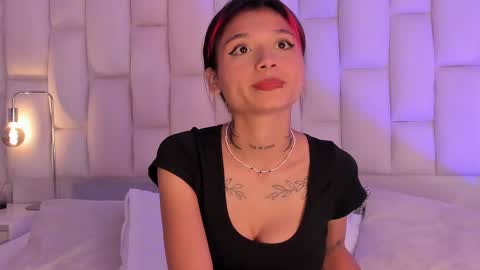 Snapshot of emmaduff_ chatting on September 22, 12:18 pm online show from September 22, 12:18 pm