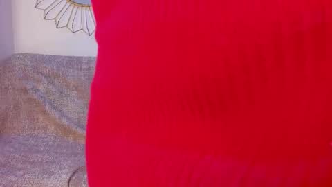 Snapshot of emmaduque chatting on October 31, 10:11 pm Emma Duque online show from October 31, 10:11 pm