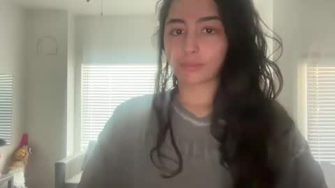 Snapshot of emmag775 chatting on March 25, 9:32 pm emmag775 online show from March 25, 9:32 pm