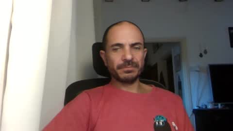 Snapshot of emmagold123 chatting on December 14, 1:38 pm Ariel online show from December 14, 1:38 pm