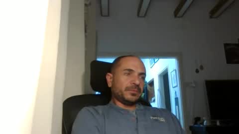 Snapshot of emmagold123 chatting on March 3, 10:52 pm Ariel online show from March 3, 10:52 pm