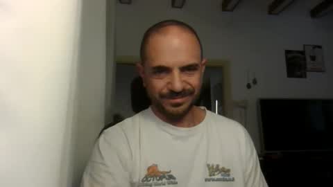 Snapshot of emmagold123 chatting on September 11, 4:12 am Ariel online show from September 11, 4:12 am