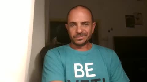 Snapshot of emmagold123 chatting on October 19, 9:04 pm Ariel online show from October 19, 9:04 pm