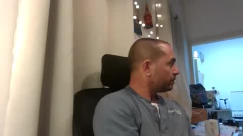 Ariel online show from February 28, 7:59 pm