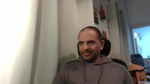 Ariel online show from March 7, 10:18 pm