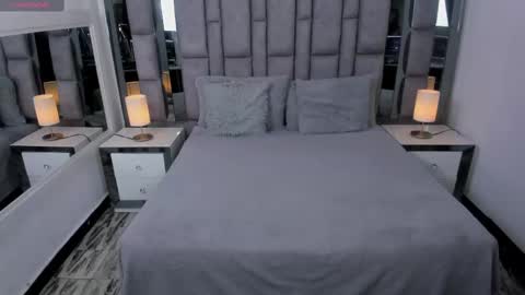 EMMA HILL online show from October 16, 11:11 am