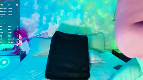  Emma  online show from April 22, 4:48 am