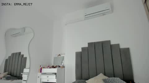    online show from December 14, 12:44 pm