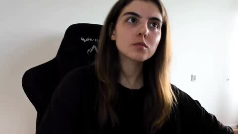 Emma online show from September 13, 9:42 am