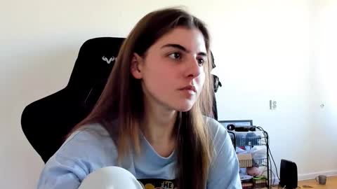 Emma online show from October 1, 10:43 am