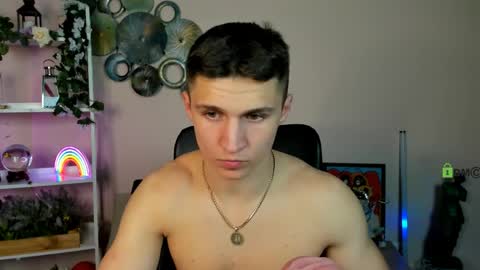 Emmi online show from April 3, 6:11 am