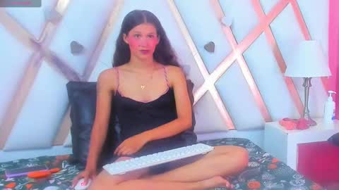 Emmapetty online show from September 25, 9:18 pm