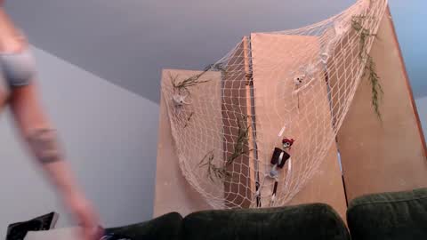 Emma Alexis Roads online show from September 20, 2:40 pm