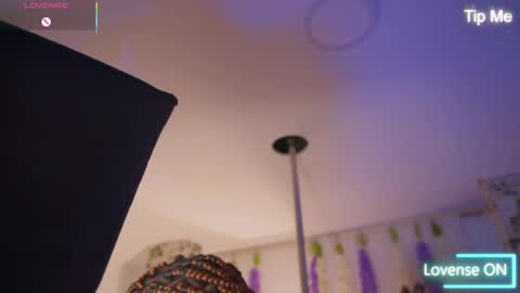 Snapshot of emmasanzoficial chatting on November 14, 11:31 am Sara online show from November 14, 11:31 am