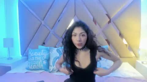 Emma online show from September 23, 1:58 pm