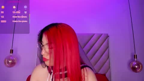 Snapshot of emmaswift1 chatting on October 21, 2:12 am Emma online show from October 21, 2:12 am