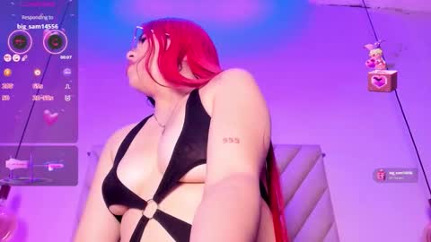 Snapshot of emmaswift1 chatting on February 6, 2:16 am Emma online show from February 6, 2:16 am