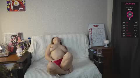 Mia online show from September 18, 2:35 am