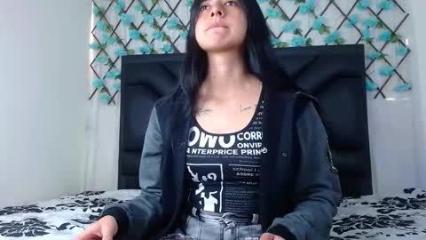  Emma  online show from December 21, 4:14 pm