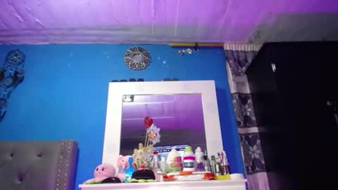 Emma  online show from February 4, 1:28 pm