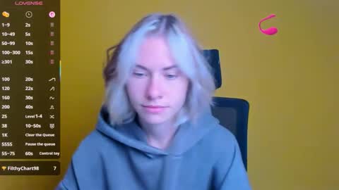 Emmi online show from September 12, 5:18 am