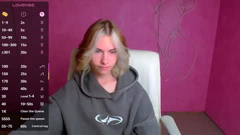 Emmi online show from September 26, 6:06 am