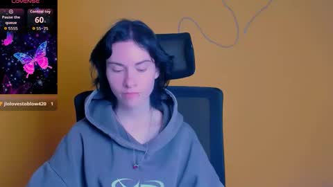 Emmi online show from April 25, 6:16 am