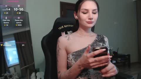 Emily online show from January 26, 6:59 am