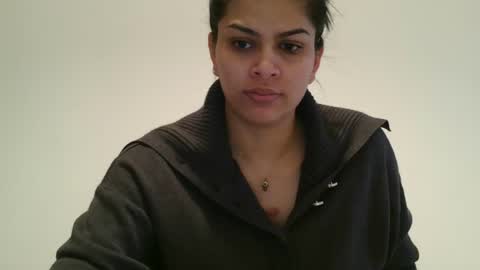 emmie online show from December 9, 7:39 am